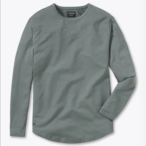 Cuts green long sleeve tee signature fit. New without tags